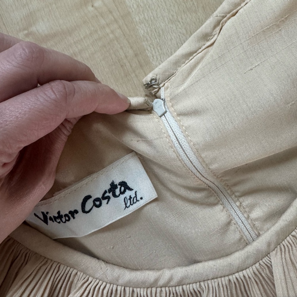 Vintage Victor Costa Cream Ruffle Dress - Picture 8 of 10